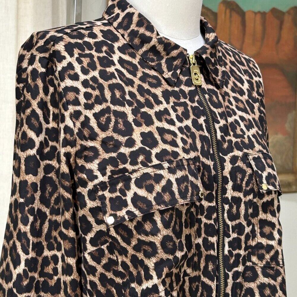 Michael Kors Leopard Animal Print Top Womens L Zip Up Blouse Lightweight Luxury - Picture 4 of 13